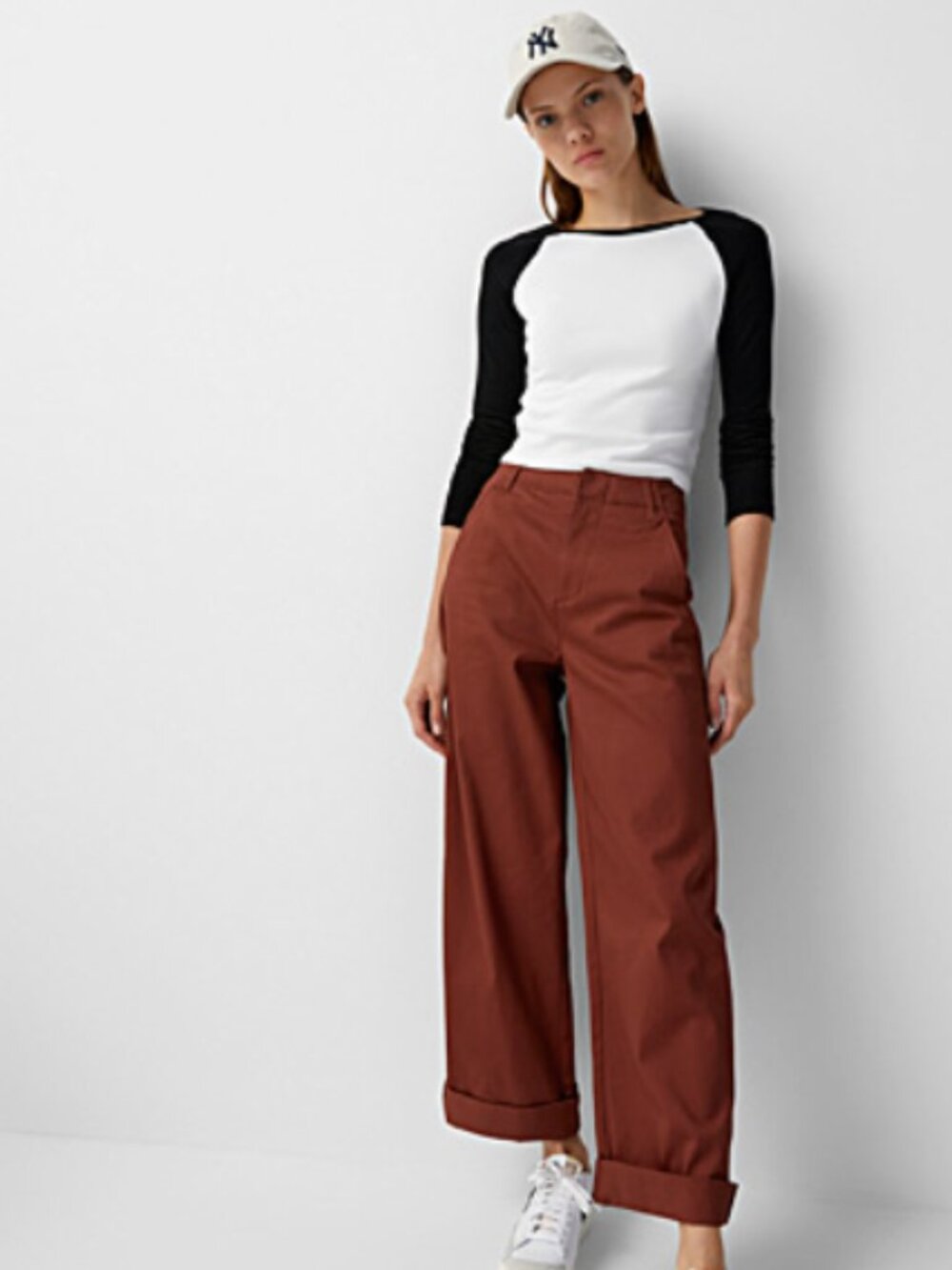 TWIK (Simons) maroon Chino pant (size 11)